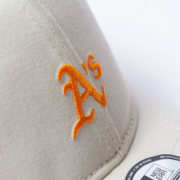 Kappe New Era - 9FORTY Summer Washed - Oakland Athletics - Off White / Orange