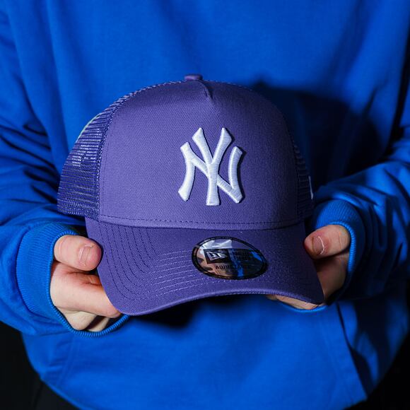 Kappe New Era - MLB Essential 9FORTY Trucker - NY Yankees - Blue