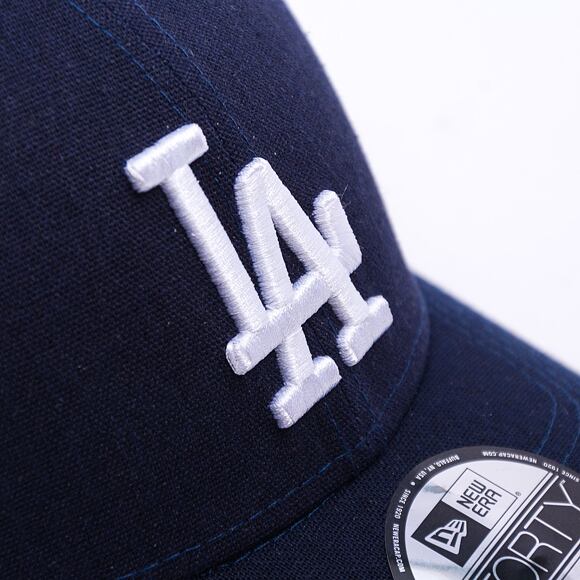 Kappe New Era - MLB League Essential 9FORTY - LA Dodgers - Purple / White