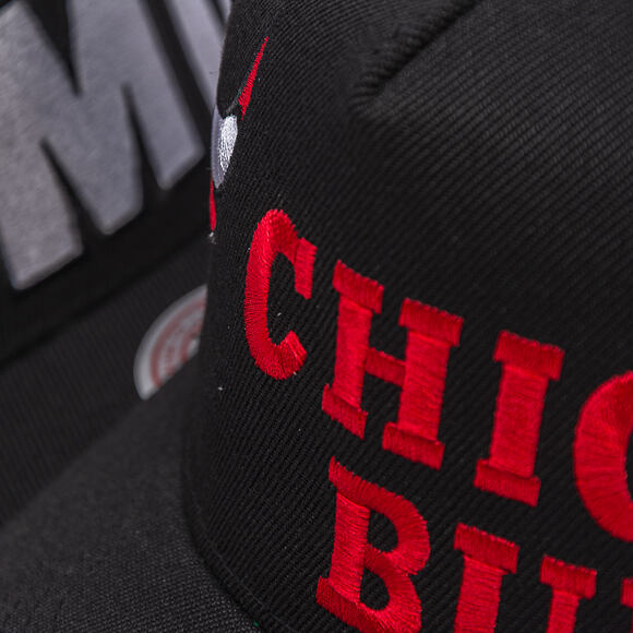 Kappe Mitchell & Ness - NBA Busted Pro - Chicago Bulls - Black