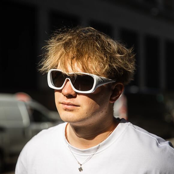 Sonnenbrille Oakley - De La Salle - Prizm Black/Pearl White