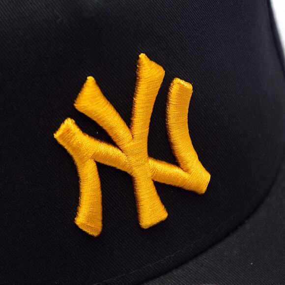 Kappe New Era - 9FORTY A-Frame MLB League Essential - NY Yankees - Black / Brown