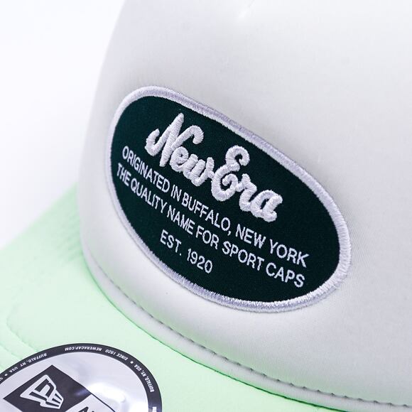 Kappe New Era - Branded Oval Foam Patch 9FORTY Trucker - White / Green
