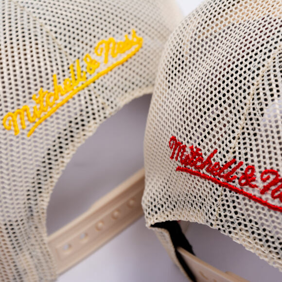 Kappe Mitchell & Ness - Evergreen Trucker Vntg - NHL - Boston Bruins - Off White