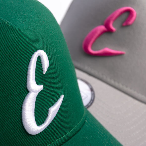 Kappe New Era - Core Logo 9FORTY A-Frame Trucker - Prague Eagles - Green