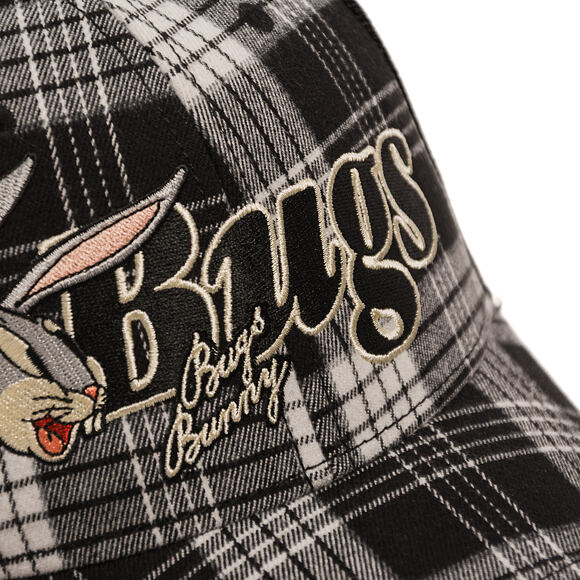 Kappe Capslab - Looney Tunes Trucker - Bugs Bunny Script Checkered - Black / White