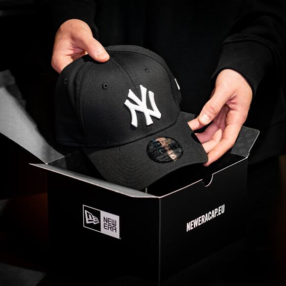 Kappe New Era - 39THIRTY League Basic - NY Yankees - Black / White