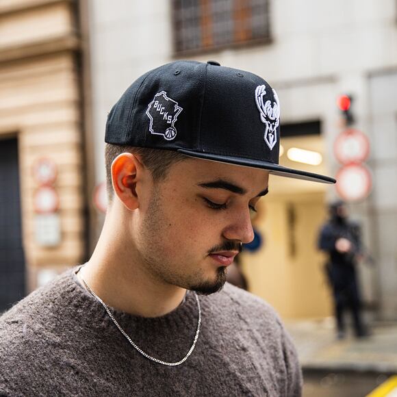 Kappe Mitchell & Ness - Evergreen Black/White Snapback - Milwaukee Bucks - Black