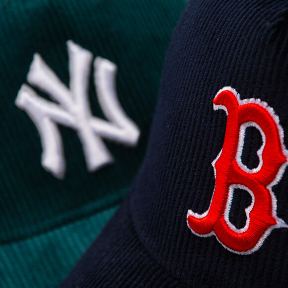 Kappe New Era - MLB Seasonal Cord 9FORTY Trucker - Boston Red Sox - Navy