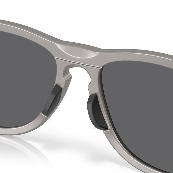Sonnenbrille Oakley - Frogskins Range - Prizm Black Polar / Titanium