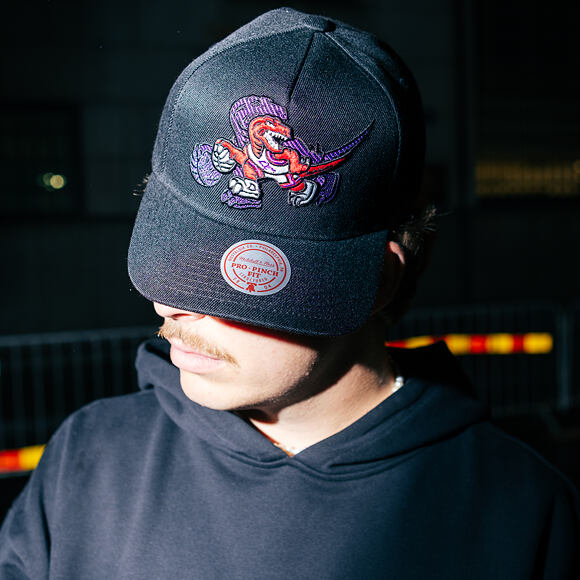 Kappe Mitchell & Ness - NBA Tilted Pro Snapback Hwc - Toronto Raptors - Black