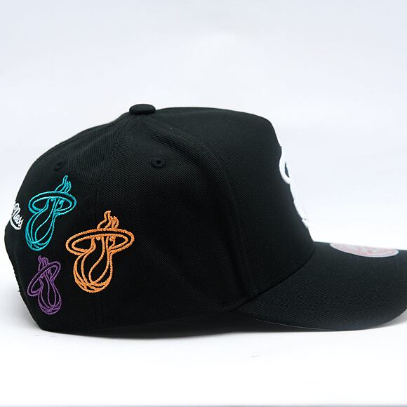 Kappe Mitchell & Ness - NBA 404 Club Neon Pro Snapback - Miami Heat - Black