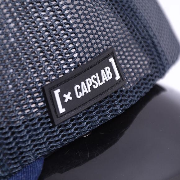 Kappe Capslab Pokemon - Pikachu v.2 Trucker White / Navy