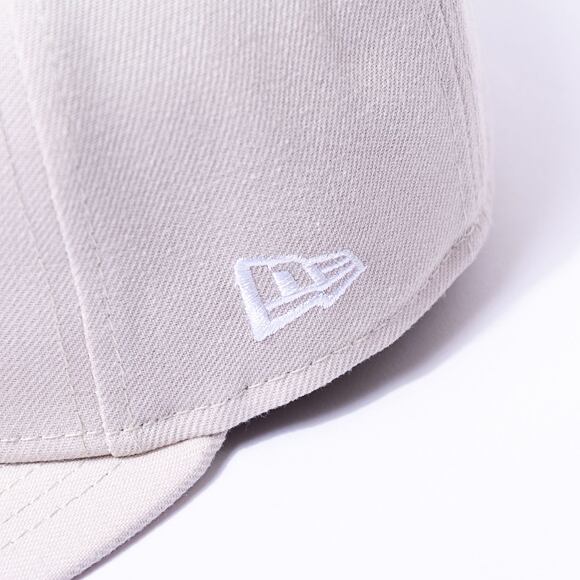 Kappe New Era - MLB Essential 59FIFTY - NY Yankees - Stone / White