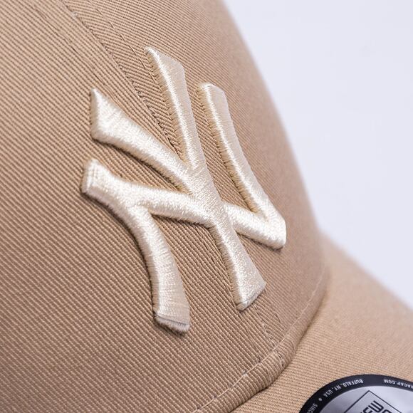 Kappe New Era - MLB Essential 9FORTY - NY Yankees - Camel / Stone