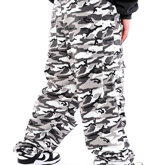 Hose Karl Kani Sport Patch Camo Cargo Pants grey/black/off white