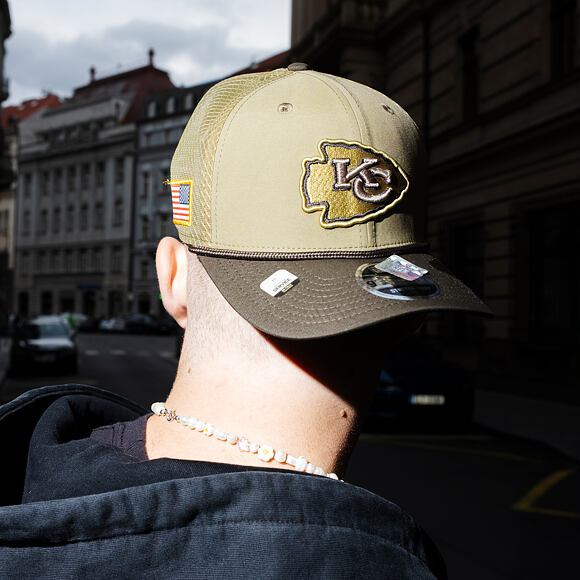 Kappe New Era - NFL25 "Salute to Service" - 9SEVENTY Stretch-Snap - Kansas City Chiefs 