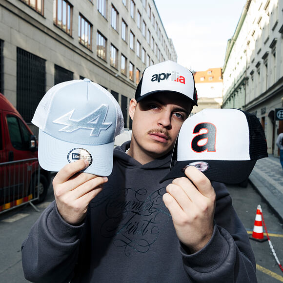 Kappe New Era - F1 Seasonal 9FORTY Trucker - Alpine Racing - Sky Blue