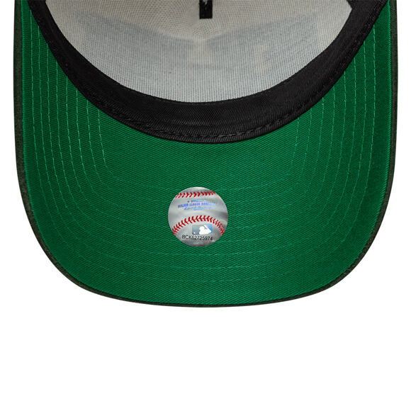 Kappe New Era - MLB Wordmark Suede 9FORTY A-Frame - NY Yankees - Cream / Cilantro Green