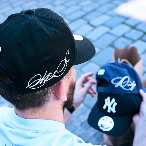 Kappe New Era - MLB Side Script 9FORTY M-CROWN - Chicago White Sox - Black