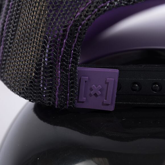 Kappe Capslab Batman - Retro Batman Trucker Black / Purple