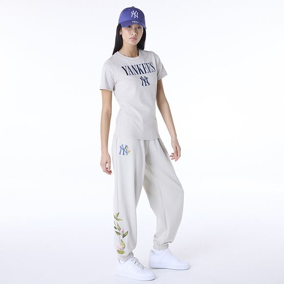 Damen Trainerhose New Era - MLB Floral Jogger - NY Yankees - Stone