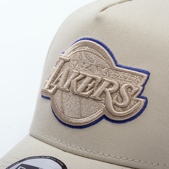Kappe New Era - NBA Tonal Outline 9FORTY A-Frame - LA Lakers - Stone / Purple