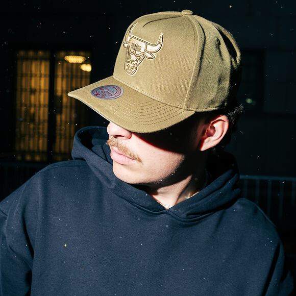 Kappe Mitchell & Ness - NBA Fashion Basic Pro - Chicago Bulls - Olive