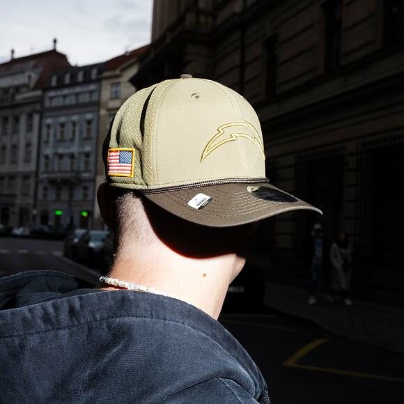 Kappe New Era - NFL25 "Salute to Service" - 9SEVENTY Stretch-Snap - Los Angeles Chargers 