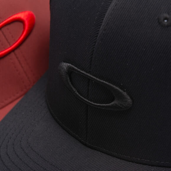 Kappe Oakley - Oakley Ellipse Mesh Hat - Blackout