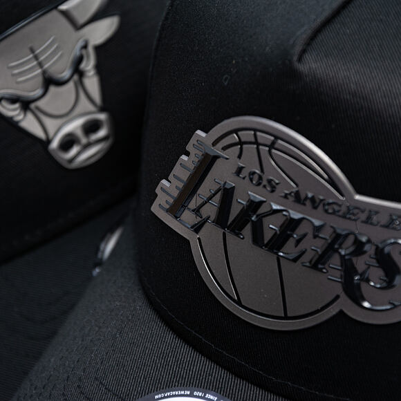 Kappe New Era - NBA Metallic 9FORTY A-Frame - LA Lakers - Black