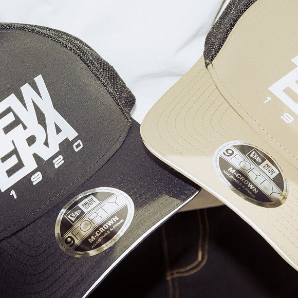 Kappe New Era - Branded Reflective 9FORTY M-CROWN A-Frame Trucker - Black