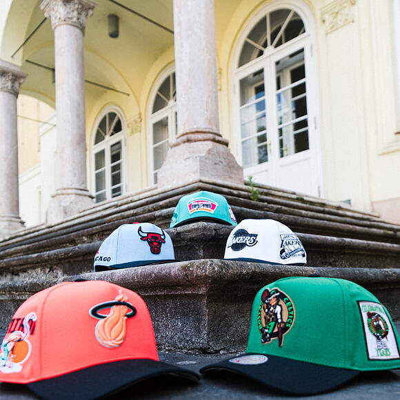 Kappe Mitchell & Ness - In The City - NBA - Miami Heat - Pink