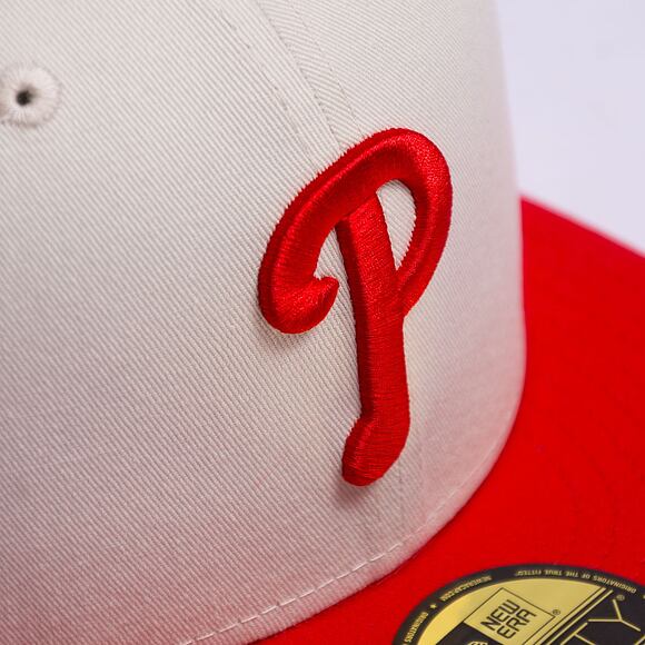 Kappe New Era 59FIFTY MLB White Crown Philadelphia Phillies Cooperstown Off White / Red