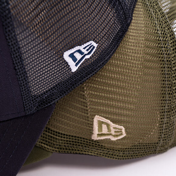 Kappe New Era - MLB Outline 9FORTY Trucker - LA Dodgers - New Olive