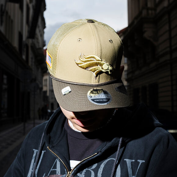 Kappe New Era - NFL25 "Salute to Service" - 9SEVENTY Stretch-Snap - Denver Broncos 