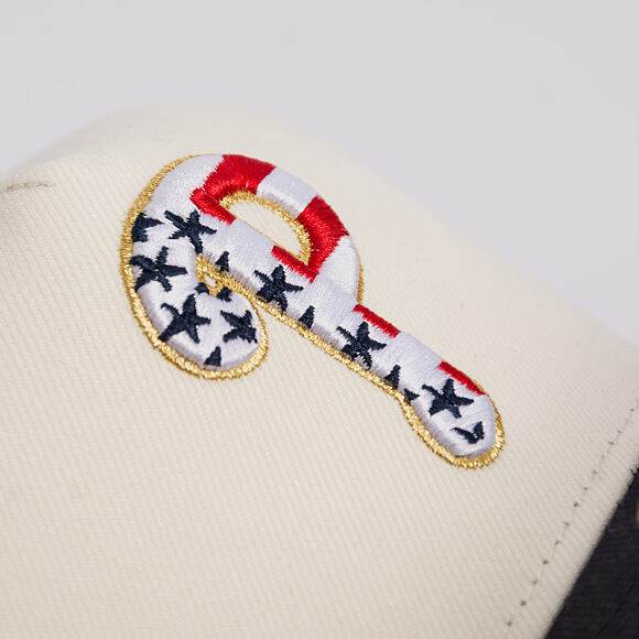 Kappe New Era - MLB "American Flag" 9FIFTY - Philadelphia Phillies - Chrome White