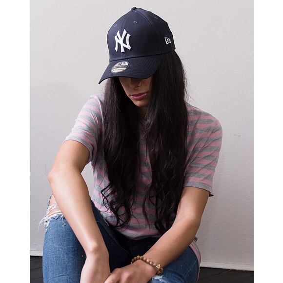 Kappe New Era - MLB Essential 39THIRTY - NY Yankees - Navy / White