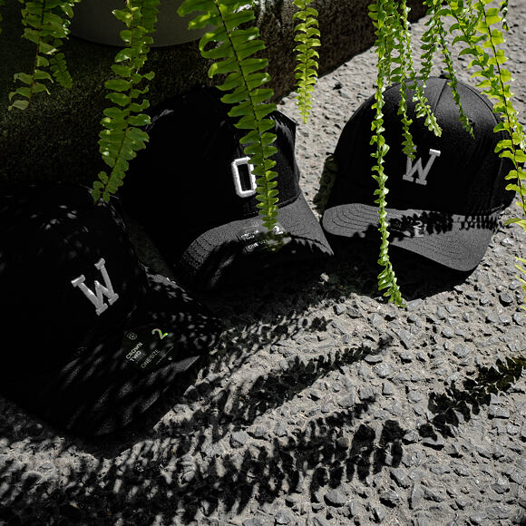 Kappe State of WOW ALPHABET - India Baseball Cap Crown 2 Black/White Strapback