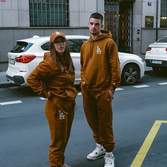 Trainerhose New Era League Essentials Joggers - LA Dodgers - Toasted Peanut / Stone