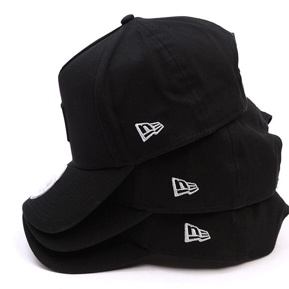 Kappe New Era - NFL Metallic Patch 9FORTY A-Frame - Las Vegas Raiders - Black / Silver