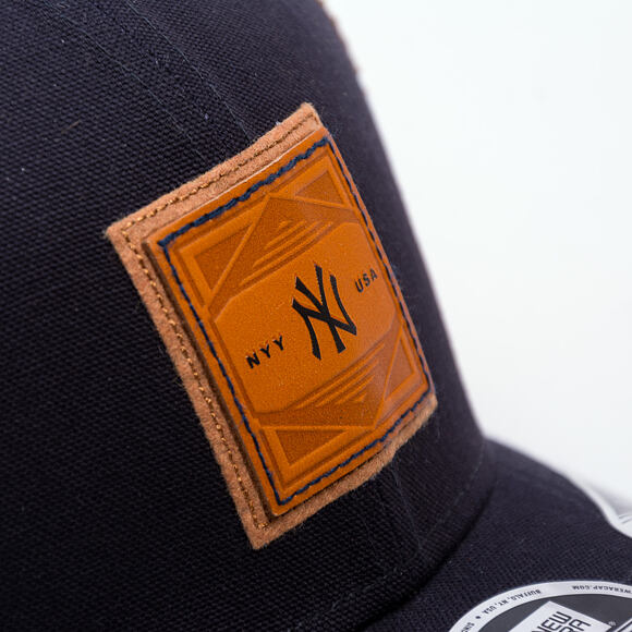 Kappe New Era - MLB Debossed 9SEVENTY Stretch-Snap - NY Yankees - Navy / Brown