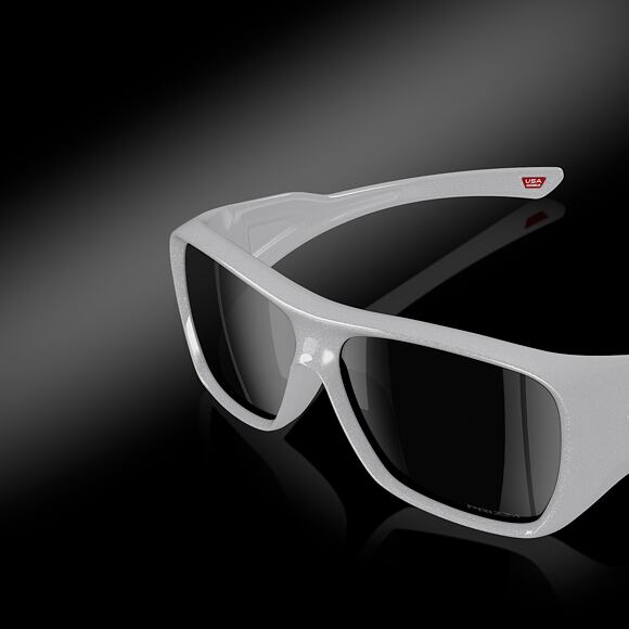 Sonnenbrille Oakley - Chaminade - Prizm Black/Pearl White