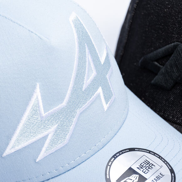 Kappe New Era - F1 Seasonal 9FORTY Trucker - Alpine Racing - Sky Blue