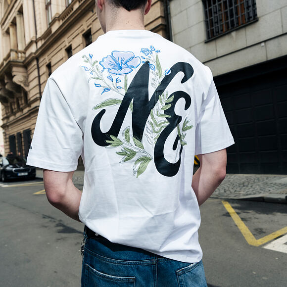 T-Shirt New Era - Floral Graphic Oversized Tee - White