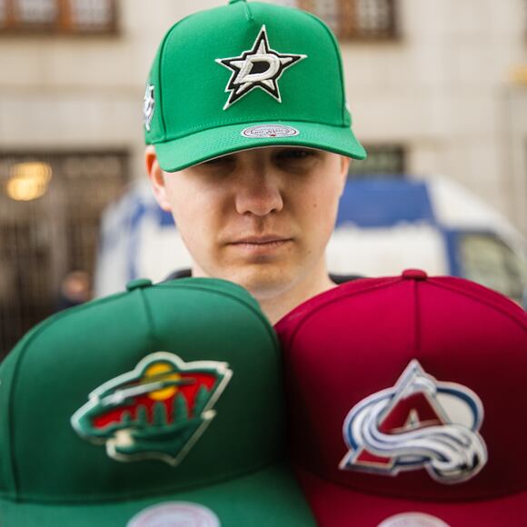 Kappe Mitchell & Ness - Colorado Avalanche - Evergreen Trucker - Maroon