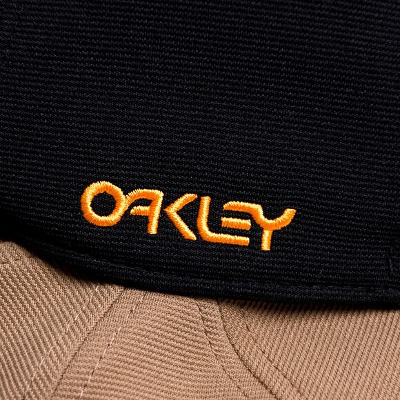 Kappe Oakley - 6 Panel Stretch Hat Embossed - Blackout