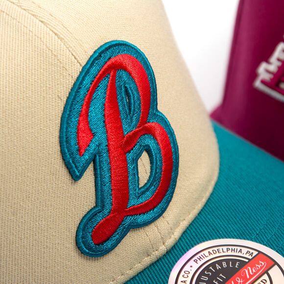 Kappe Mitchell & Ness - NBA - First Letter - Chicago Bulls - Sand/Blue
