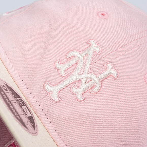 Kappe New Era - MLB Washed Tie Dye 9FIFTY Retro Crown - NY Mets - Pink