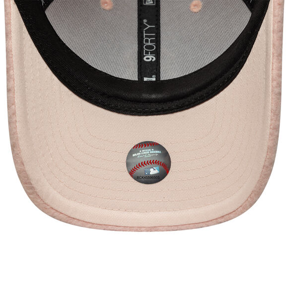 Damen Kappe New Era - MLB Winter Borg Teddy 9FORTY M-CROWN - NY Yankees - Blush Pink